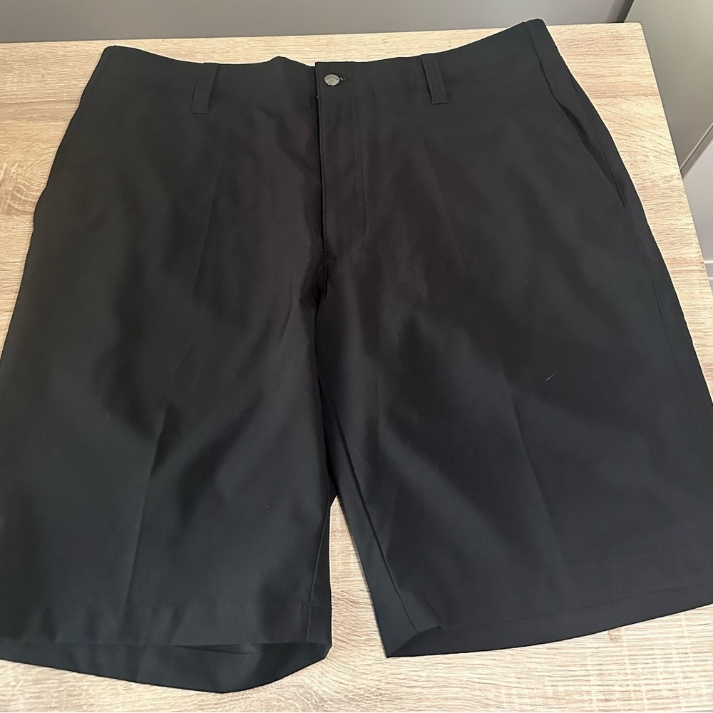 Men’s Callaway Golf Shorts Black Size 36‎